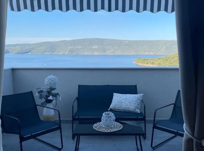 Nika & Eva Valun Apartment *